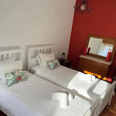 Guest house Foz Surfcamp 3*